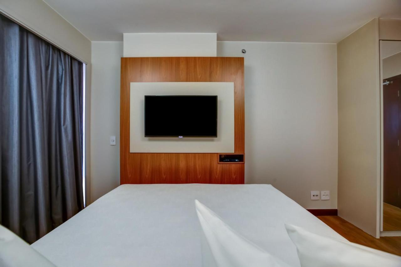 Comfort Suites Brasilia Exterior photo