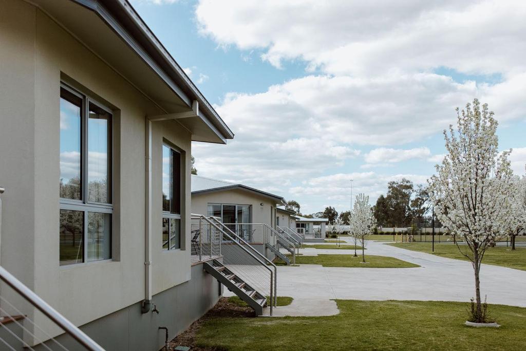 Tindarra Resort Moama Exterior photo