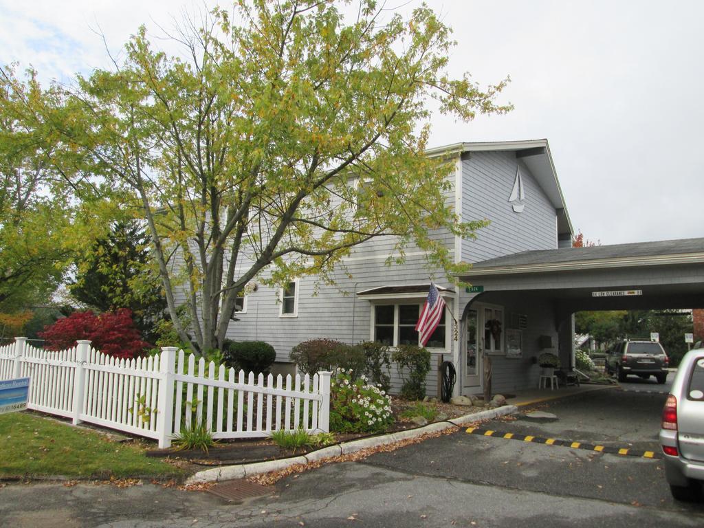 Eastwood At Provincetown Aparthotel Exterior photo