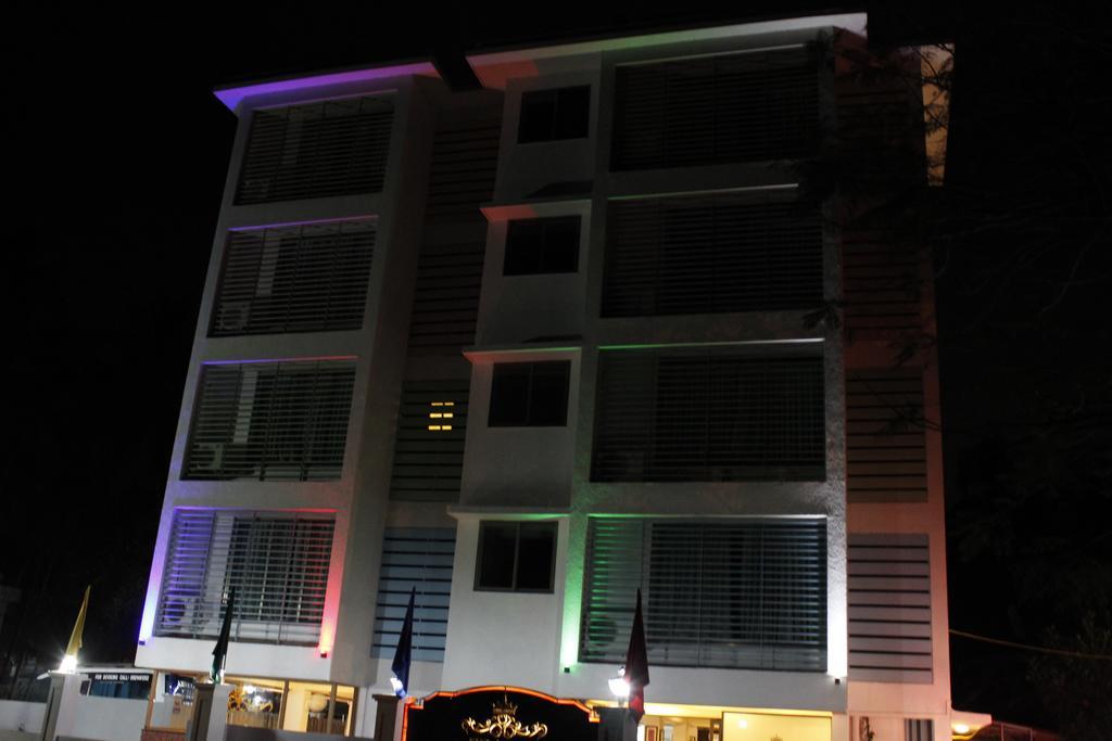 Tiara Calangute Hotel Exterior photo