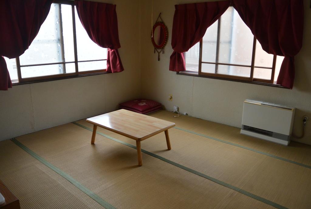 House Yamada Hostel Hakodate Exterior photo