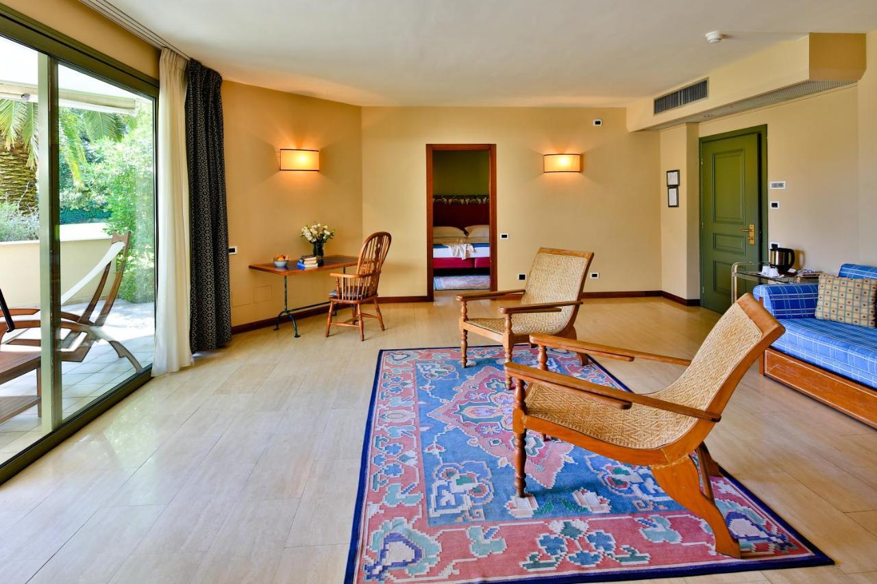 Hotel Villa Undulna - Terme Della Versilia Cinquale Exterior photo