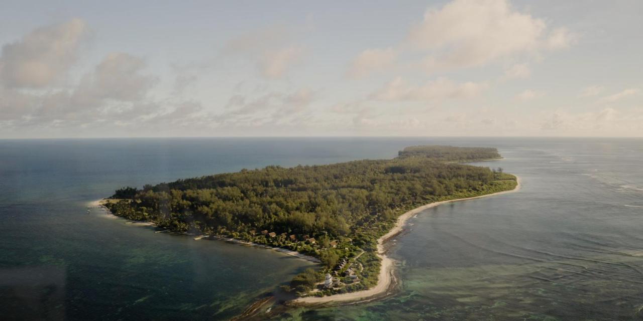 Four Seasons Resort Seychelles At Desroches Island Exterior photo