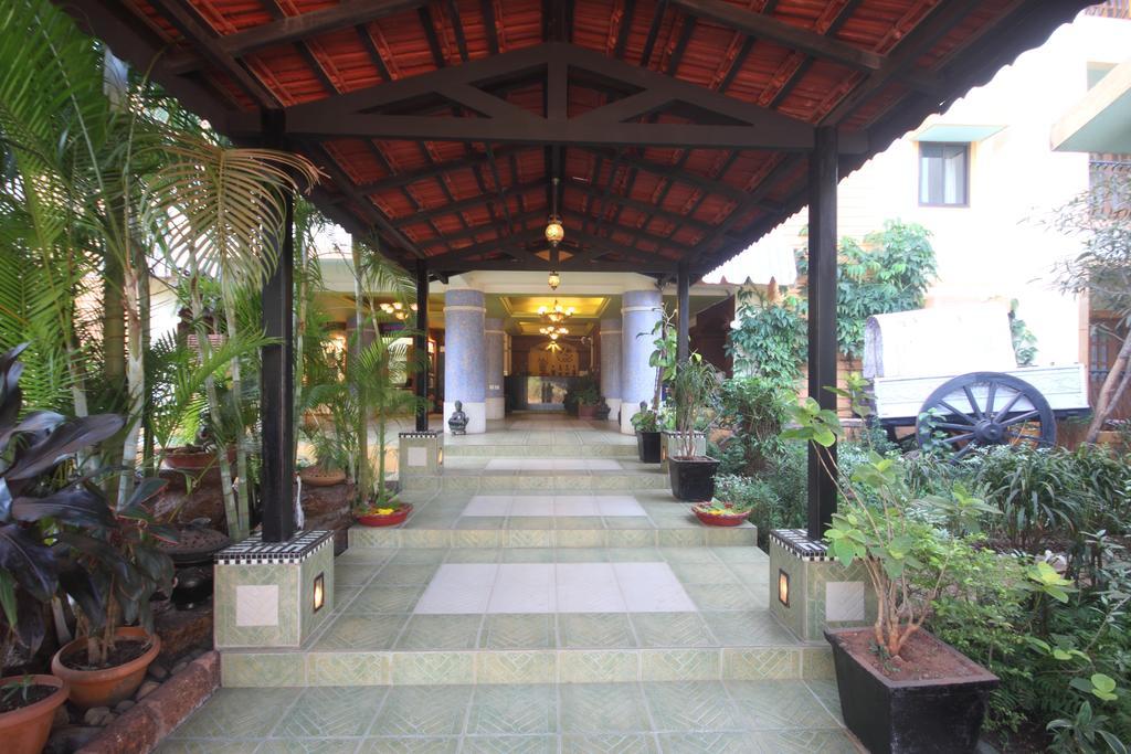 Sodder'S Svelton Manor Hotel Calangute Exterior photo