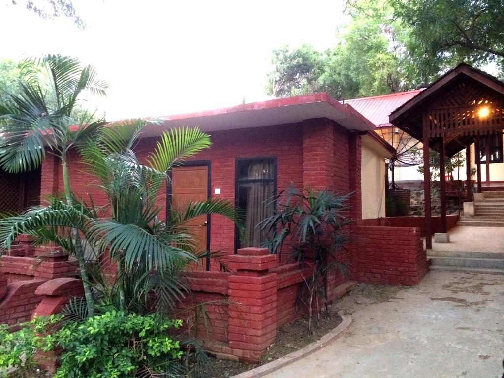 Aung Mingalar Hotel Nyaung-U Room photo