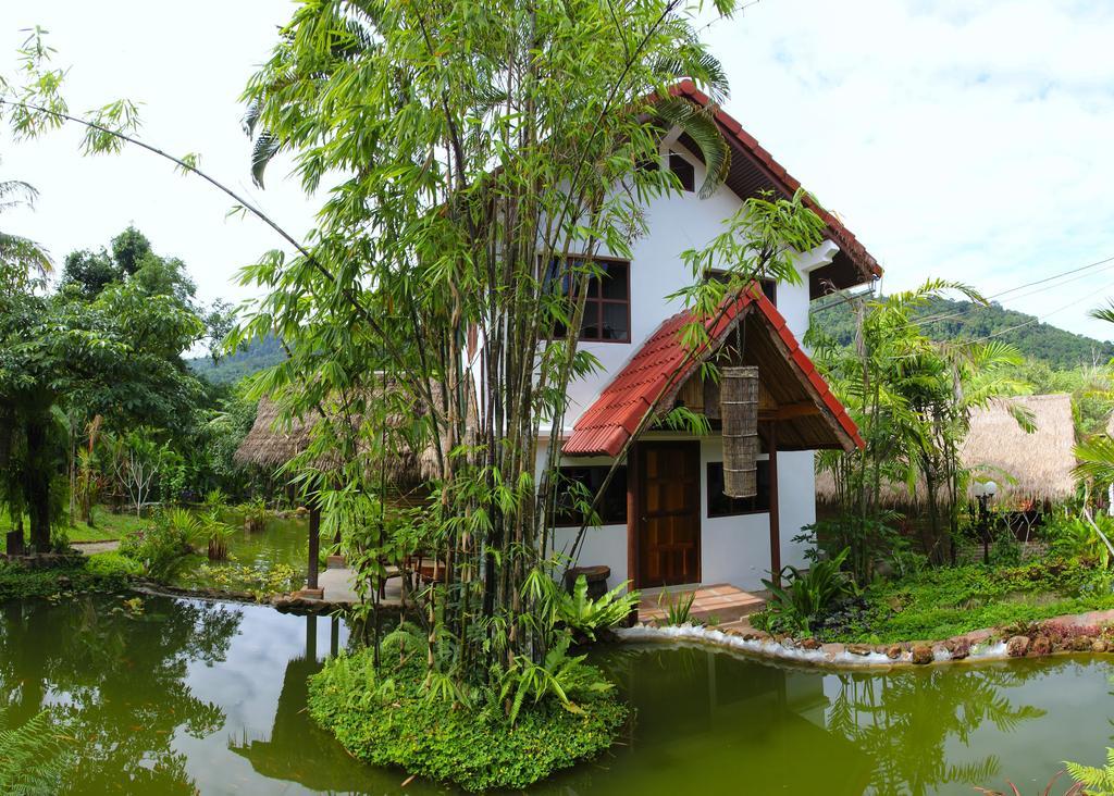 Frog And Catfish Country Inn Krabi Exterior photo