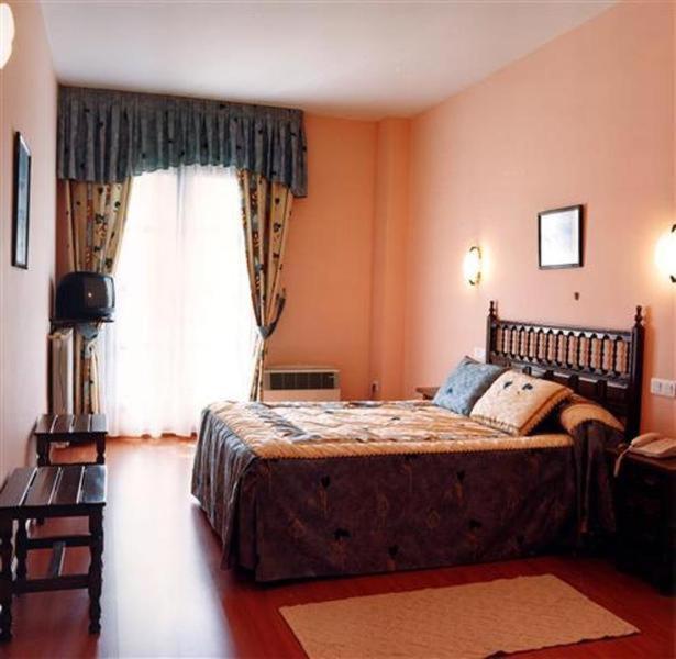 Hotel Casa Aurelia Villaralbo Room photo