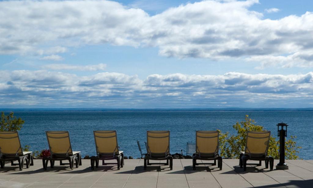 Beacon Pointe On Lake Superior Duluth Exterior photo