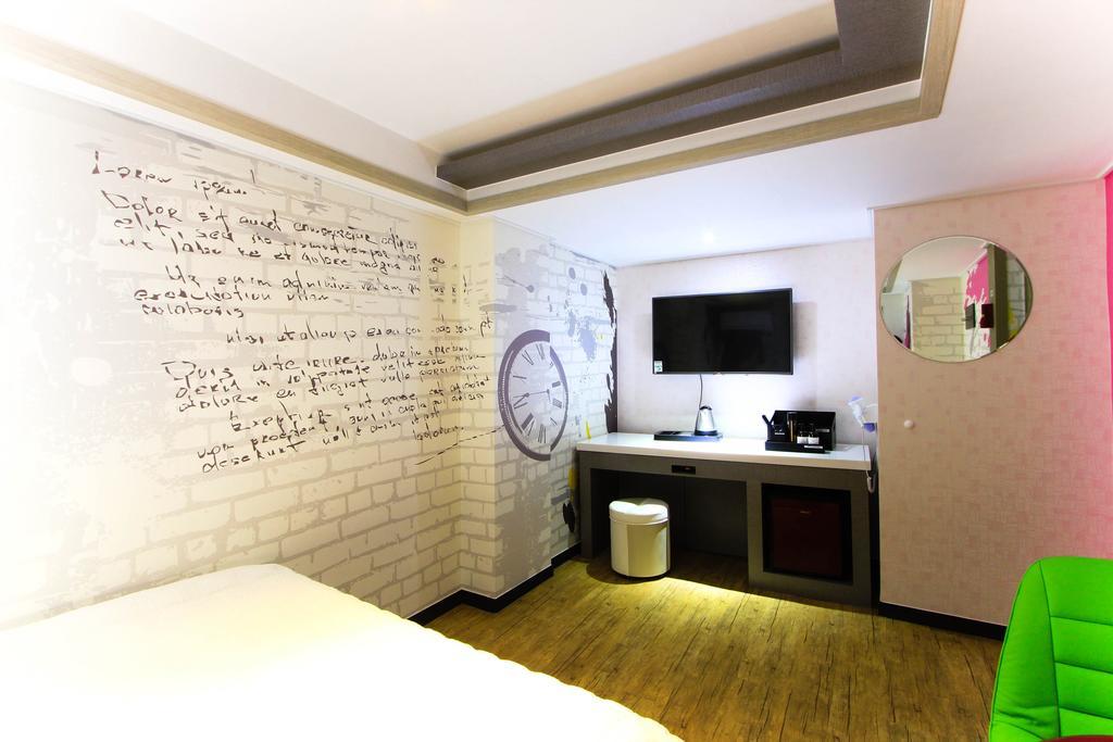 M2 Motel Busan Room photo