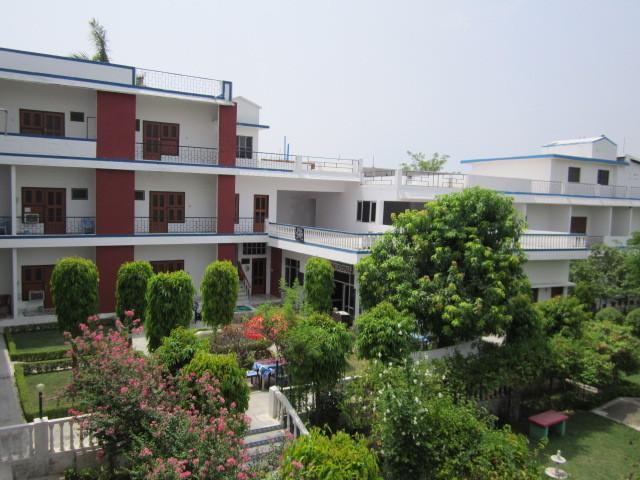 Hotel Surya Khajuraho Exterior photo