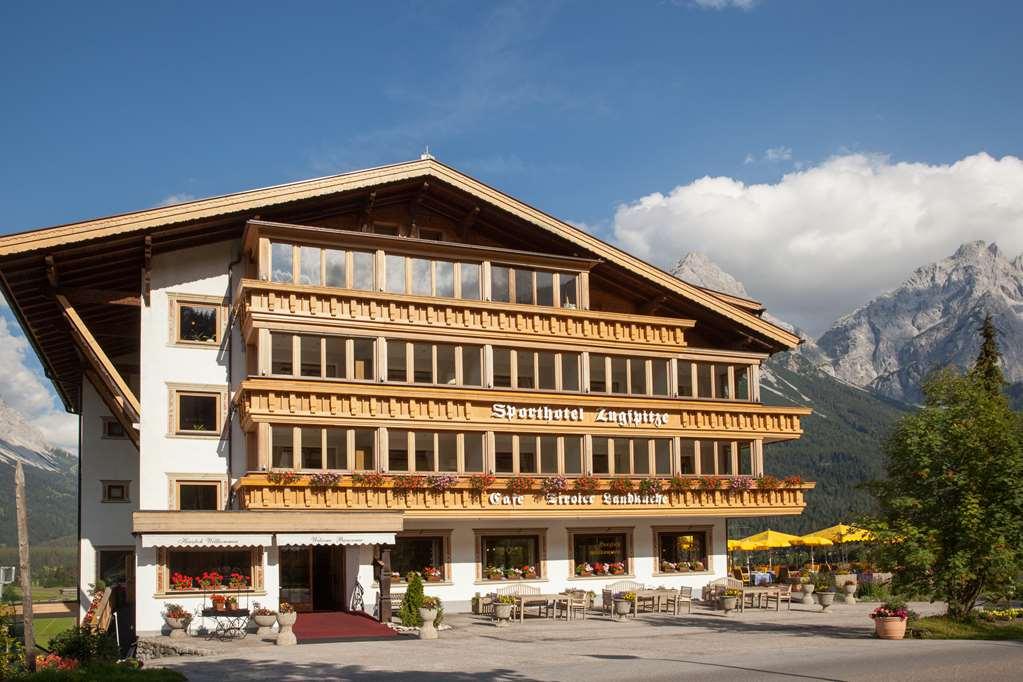 Sporthotel Zugspitze Lermoos Exterior photo