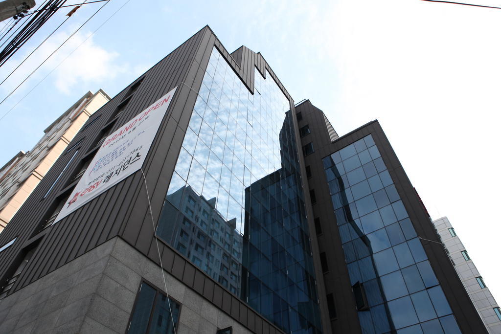 Easy Residence Hotel Suwon Exterior photo