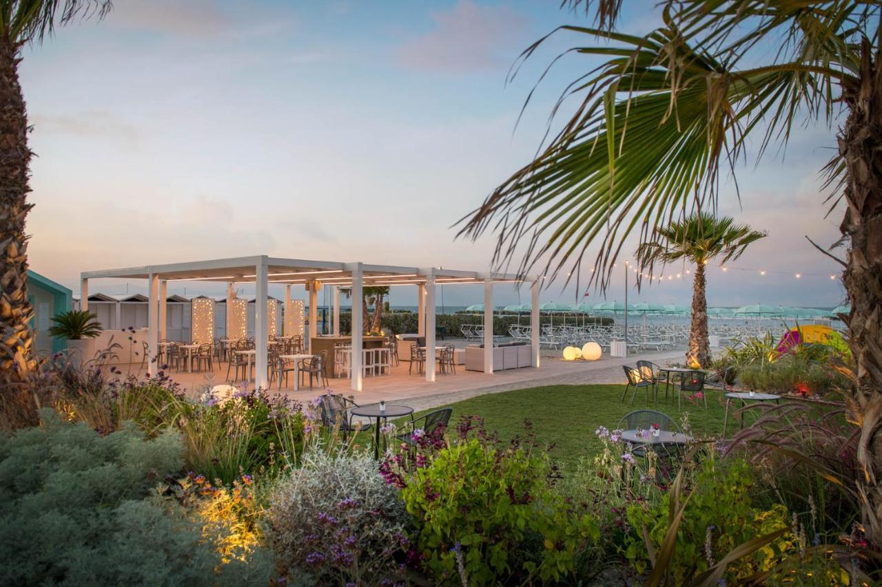 Blu Suite Resort Bellaria-Igea Marina Exterior photo