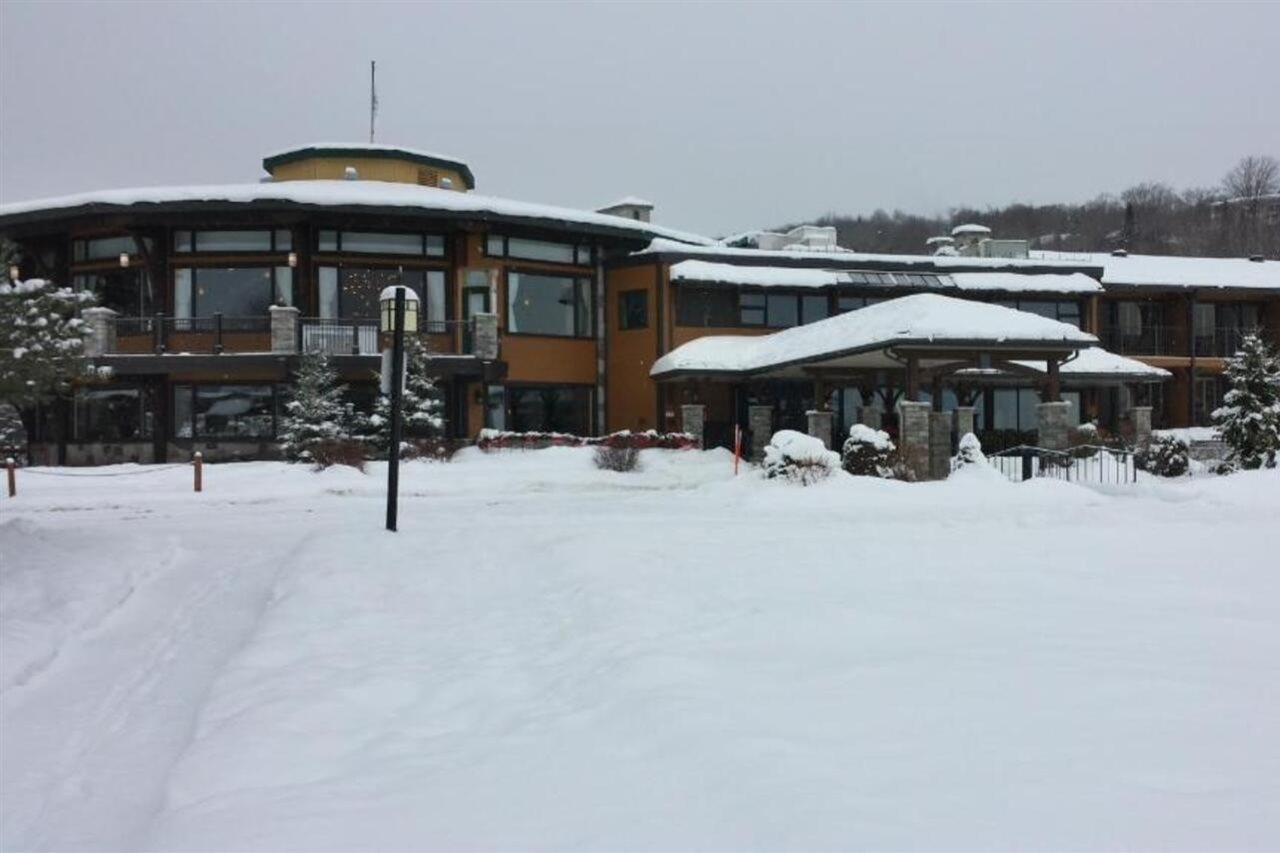 Le Manoir Du Lac Delage Stoneham Exterior photo