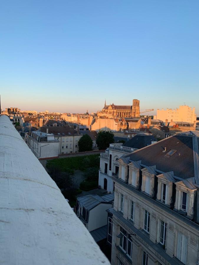 Hotel L'Univers Reims Exterior photo