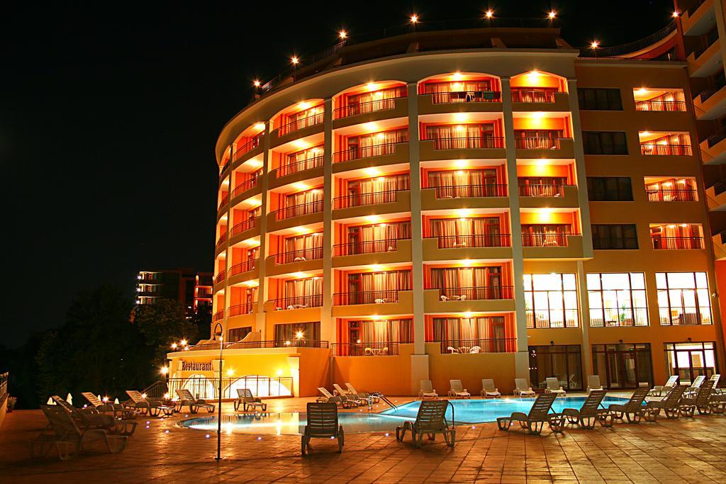 Hotel Central Golden Sands Exterior photo