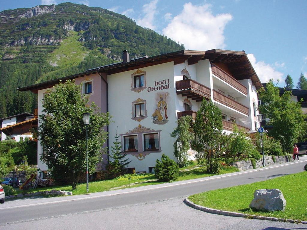 Hotel Theodul Lech am Arlberg Exterior photo