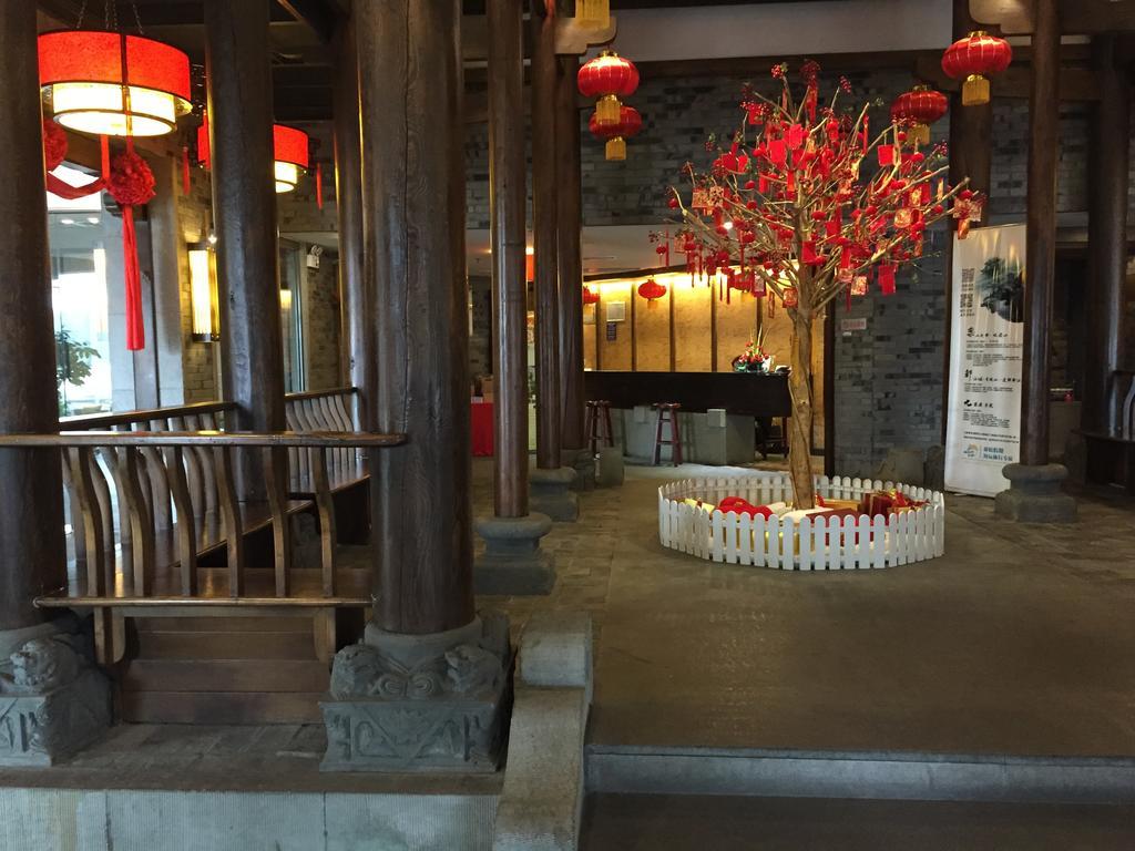 Folk Inn Chengdu Exterior photo