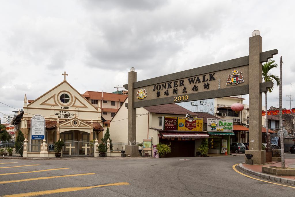 Hallmark Express Hotel Malacca Exterior photo