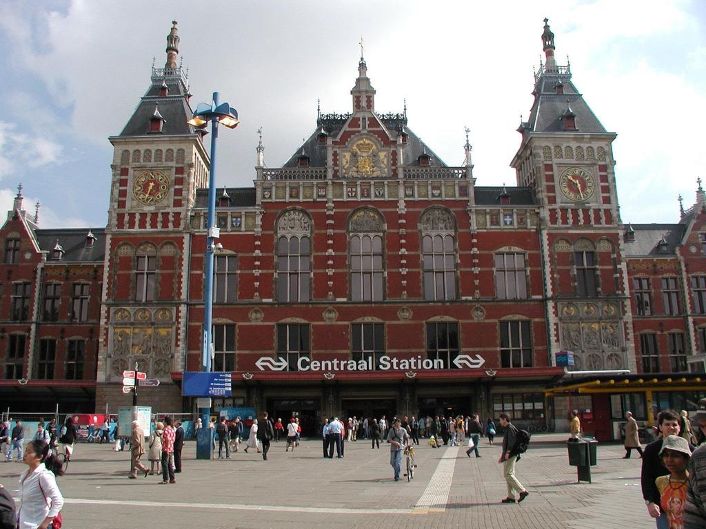 Hotel Zwanenburg Amsterdam Airport Exterior photo