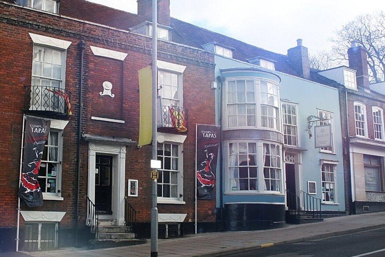 Colchester Boutique Hotel Exterior photo