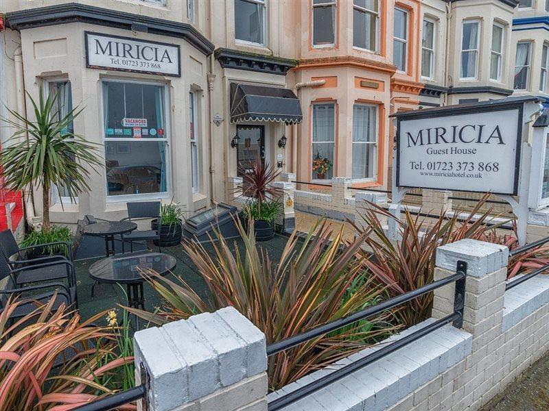 Miricia Hotel Scarborough Exterior photo