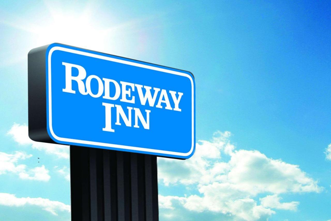 Rodeway Inn Maingate Central Kissimmee Exterior photo