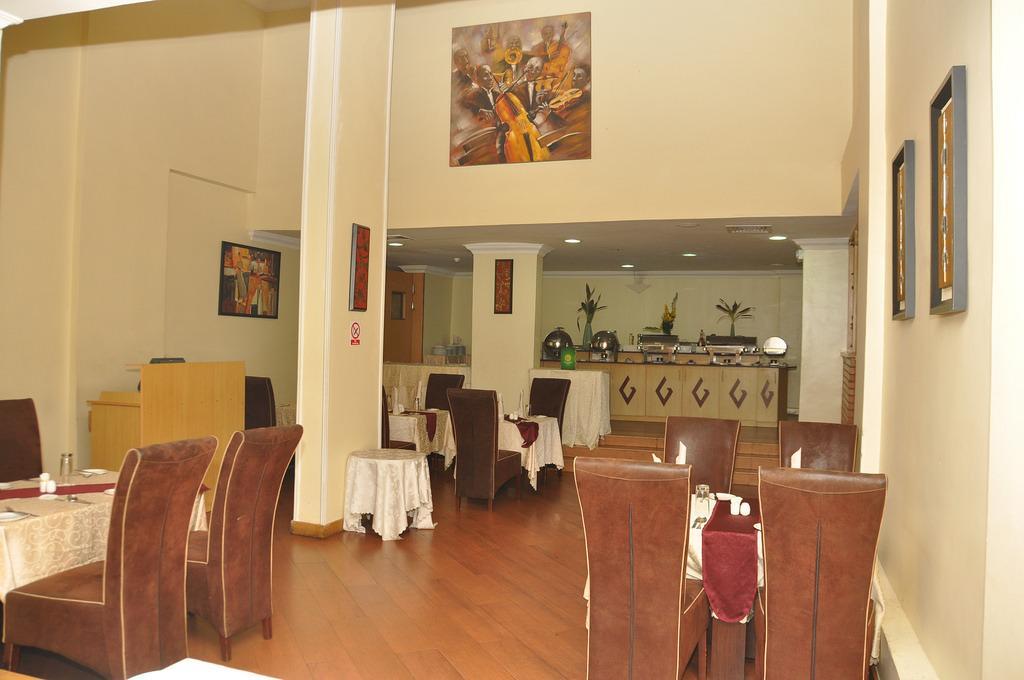 Westown Hotel Lagos Exterior photo