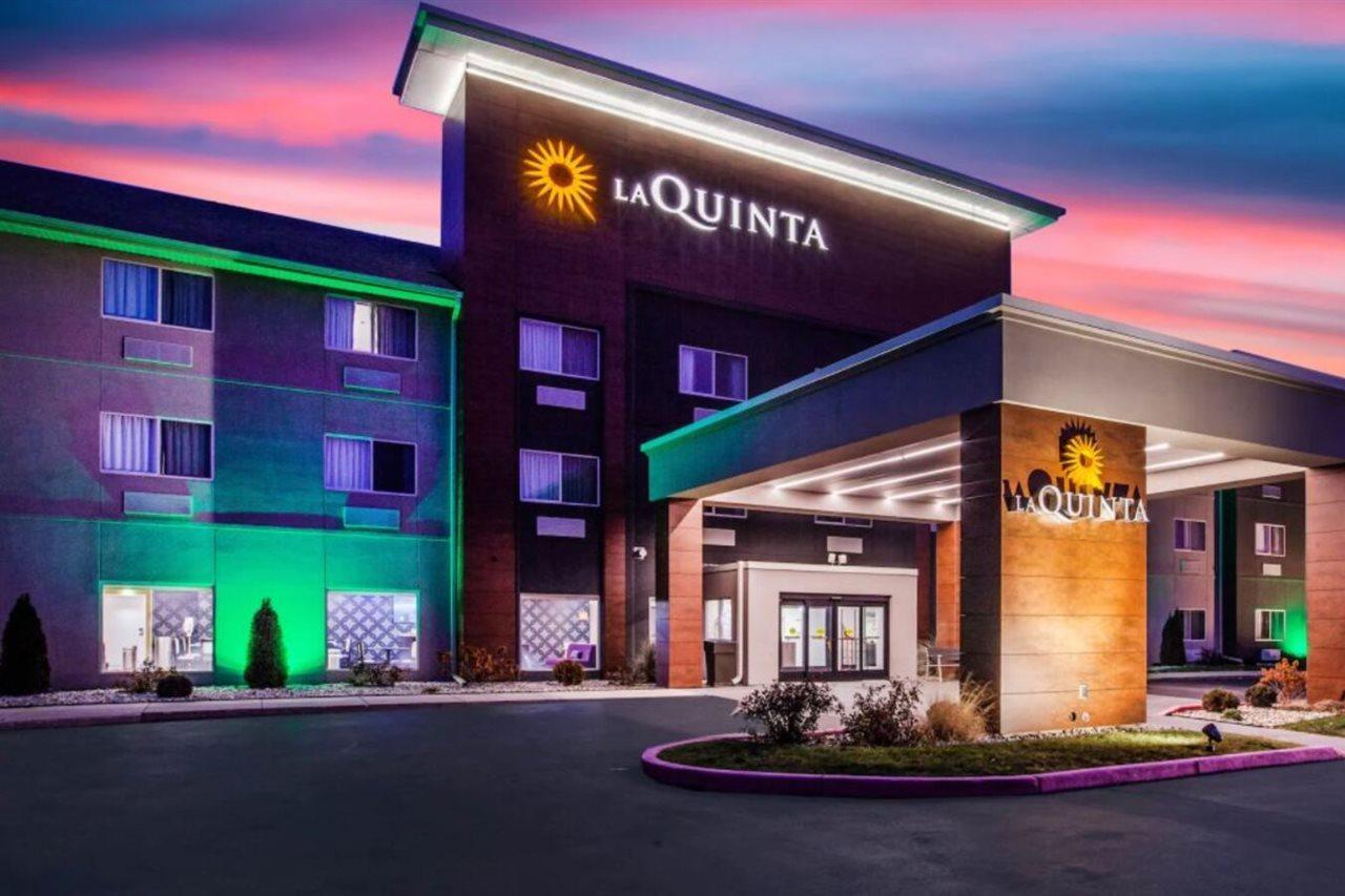 La Quinta Inn And Suites By Wyndham Elkhart Exterior photo