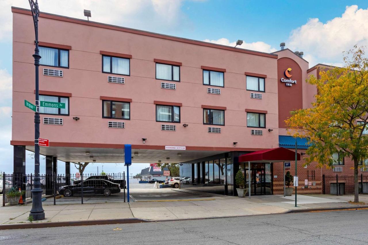 Comfort Inn Brooklyn New York Exterior photo