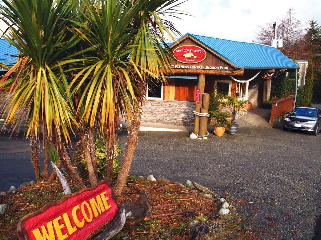 West Coast Motel On The Harbour Ucluelet Exterior photo