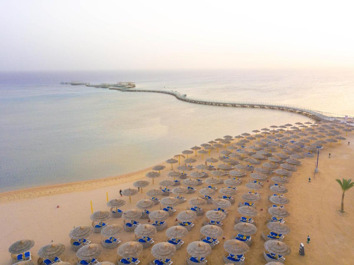 Titanic Beach - Families And Couples Only Hurghada Exterior photo