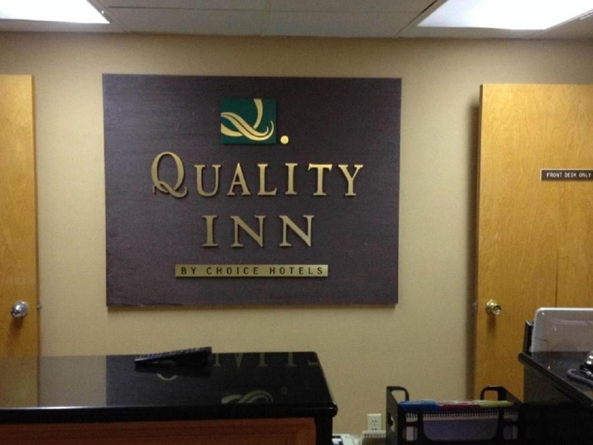 Quality Inn & Suites Durant Exterior photo