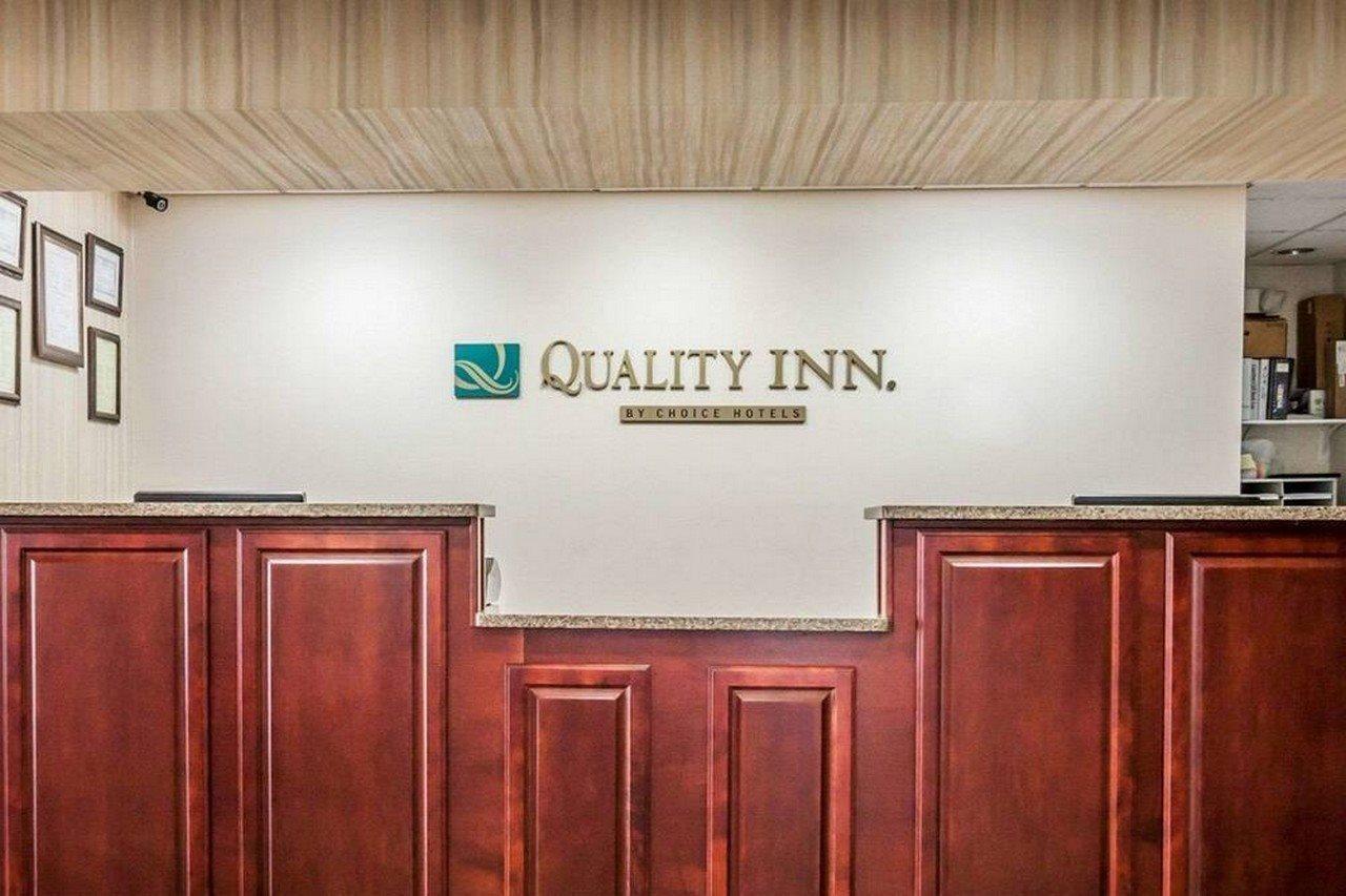 Quality Inn Paris Exterior photo