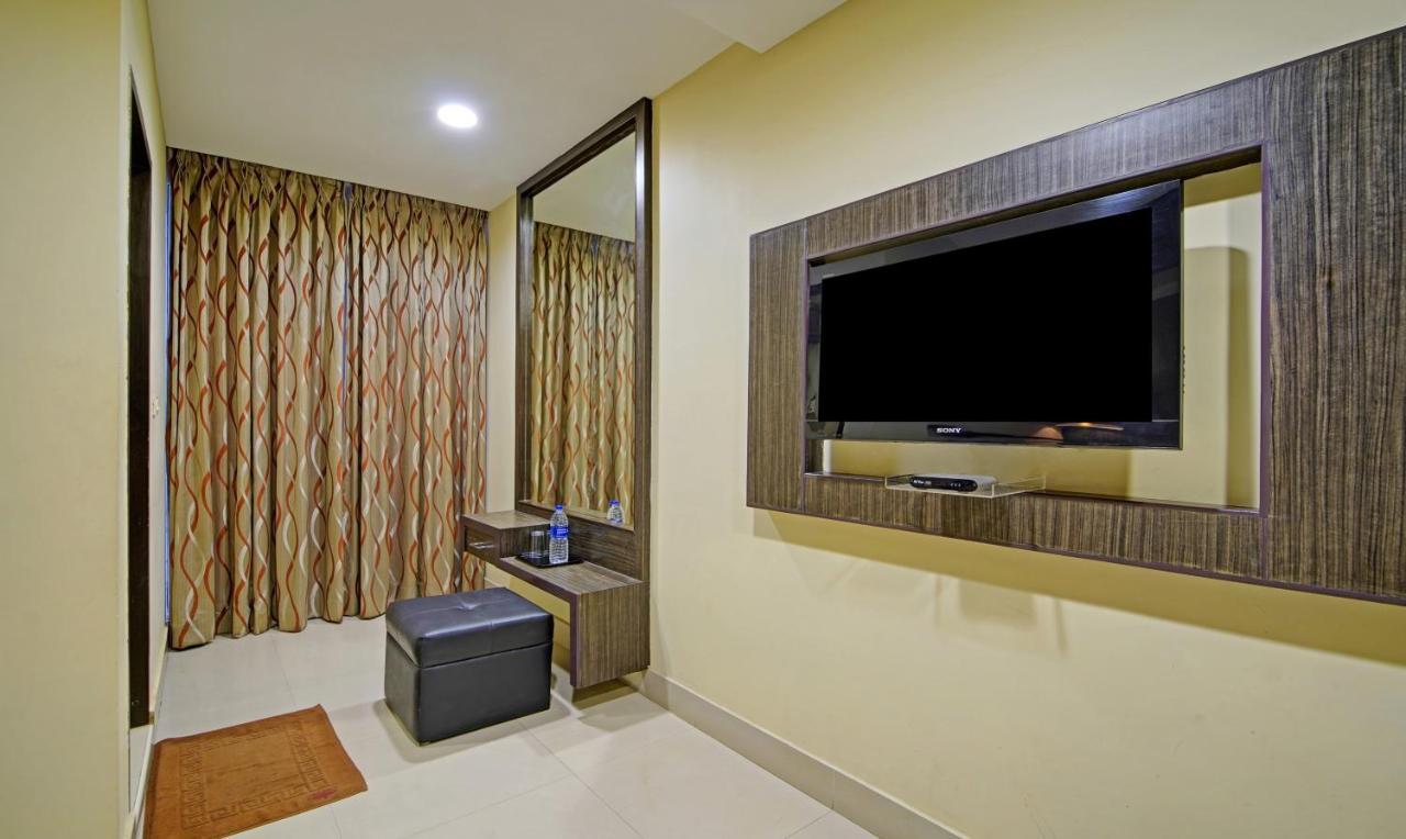 Treebo Trend Lake View Park T Nagar Chennai Exterior photo