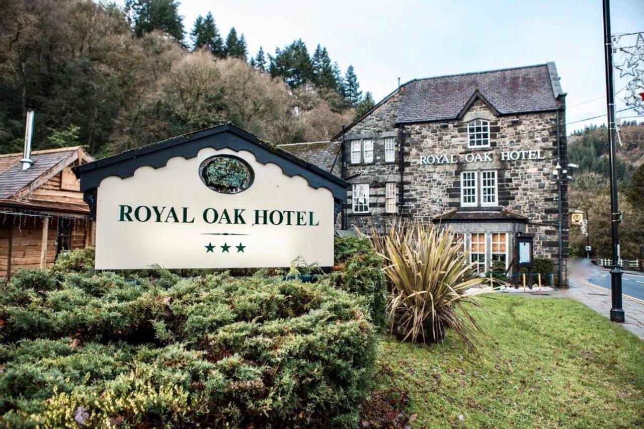 Royal Oak Hotel Betws-y-Coed Exterior photo