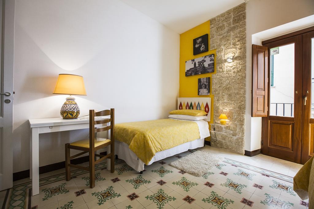 Antico Borgo Hotel Erice Room photo