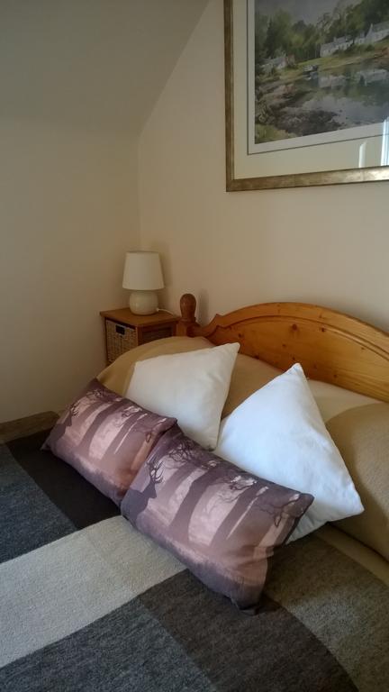 Caledonian House Hotel Fort Augustus Room photo