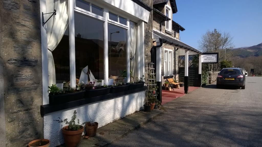 Caledonian House Hotel Fort Augustus Exterior photo