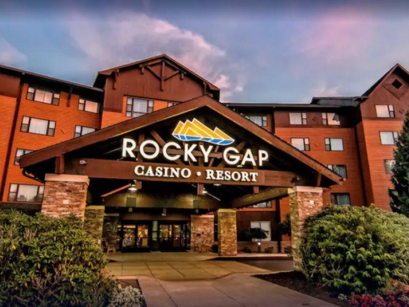 Rocky Gap Casino Resort Flintstone Exterior photo