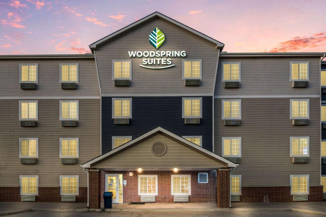 Woodspring Suites Denton Exterior photo