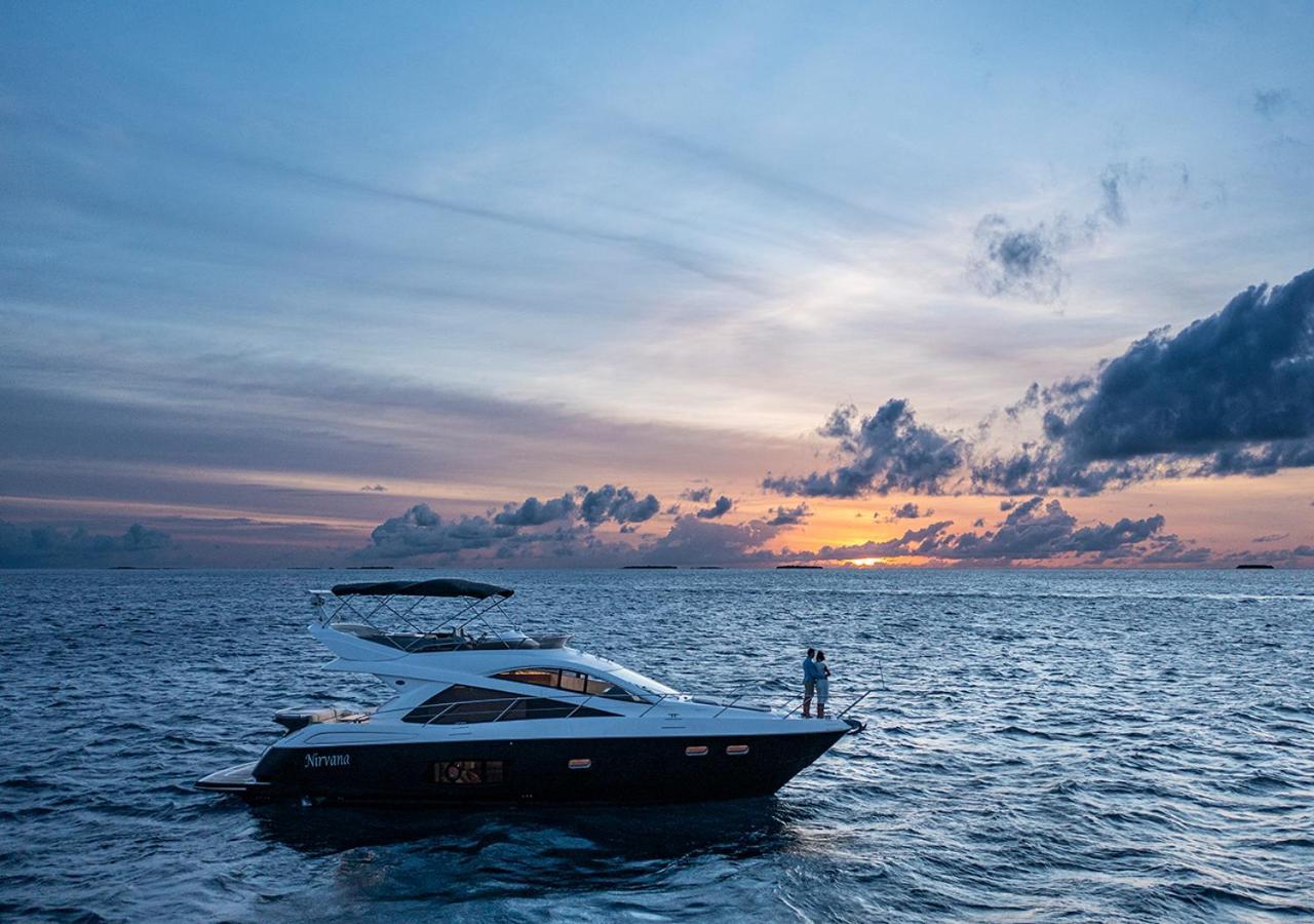 Naladhu Private Island Maldives Hotel Exterior photo