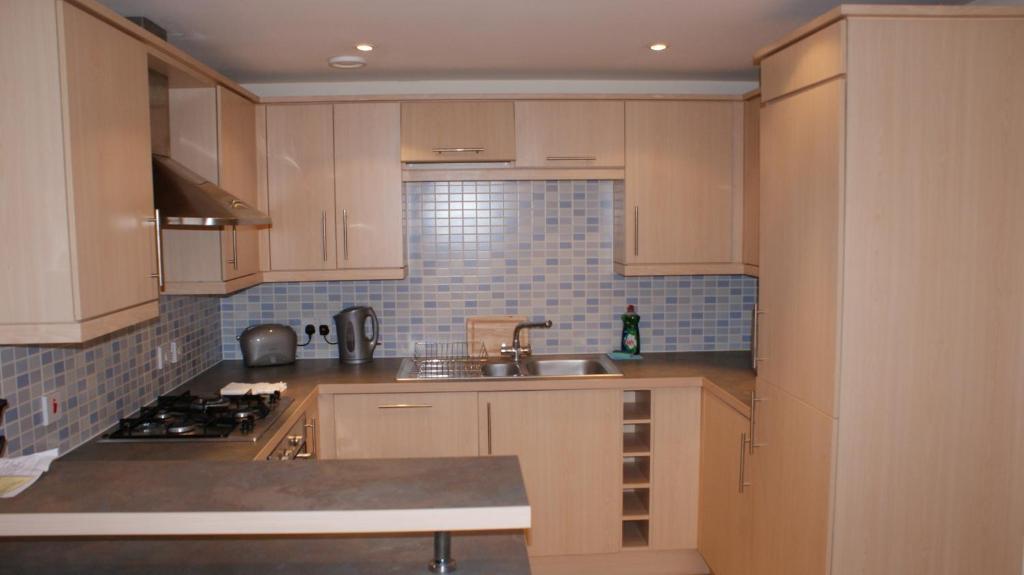 Brunel Crescent Apartments Swindon Room photo