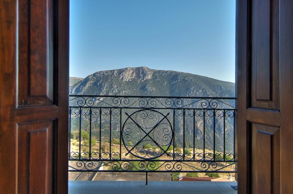 Olympic Hotel Delphi Room photo