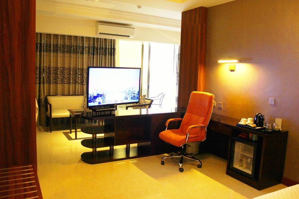 Central Park Tower Resort Angeles Room photo