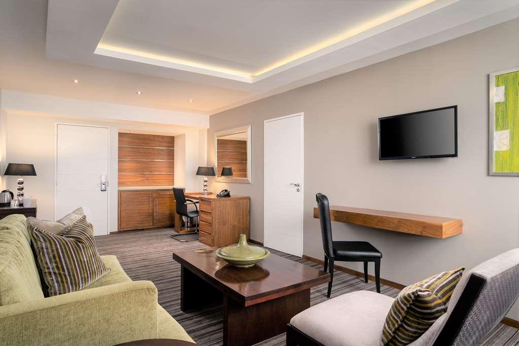 Premier Hotel Midrand Room photo