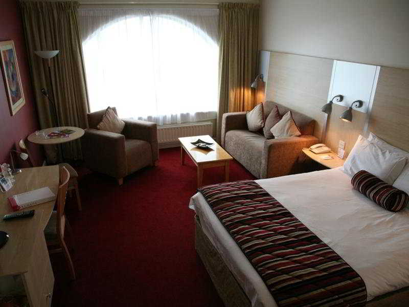 Da Vinci'S Hotel Londonderry Room photo