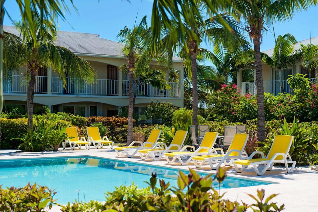 Island Club Hotel Grace Bay Exterior photo