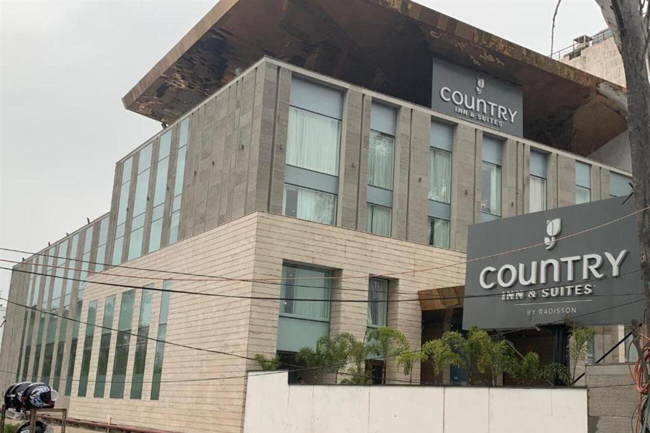 Country Inn & Suites By Radisson Chandigarh Zirakpur Exterior photo