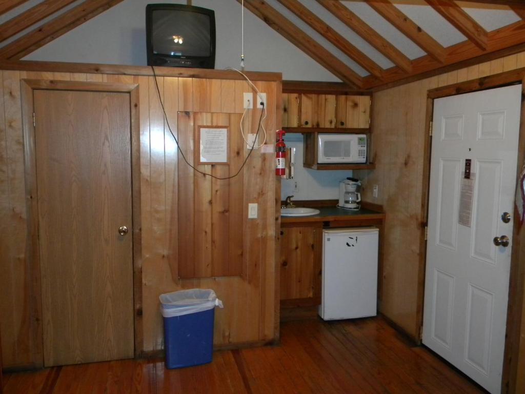 Glades Haven Cozy Cabins Hotel Everglades City Room photo